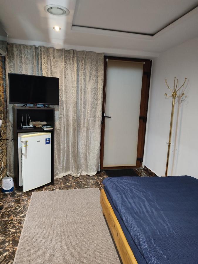 Garsoniera Alex Appartement Cluj-Napoca Buitenkant foto